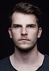 Portrait Max Olschewski